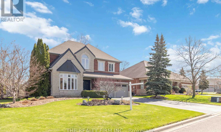3 Cliffcrest Court