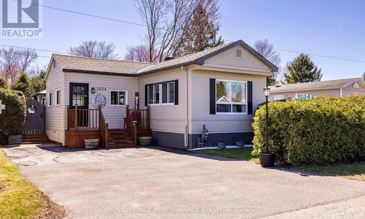 1034 Vista Barrett Private