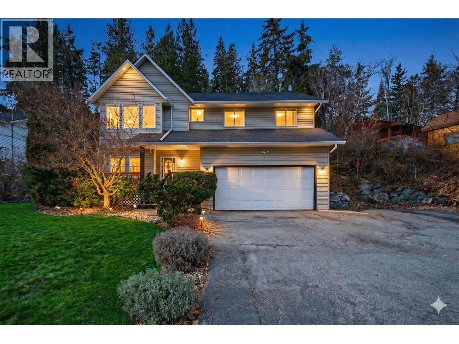 3220 Mciver Road, West Kelowna, BC, V4T 1G1