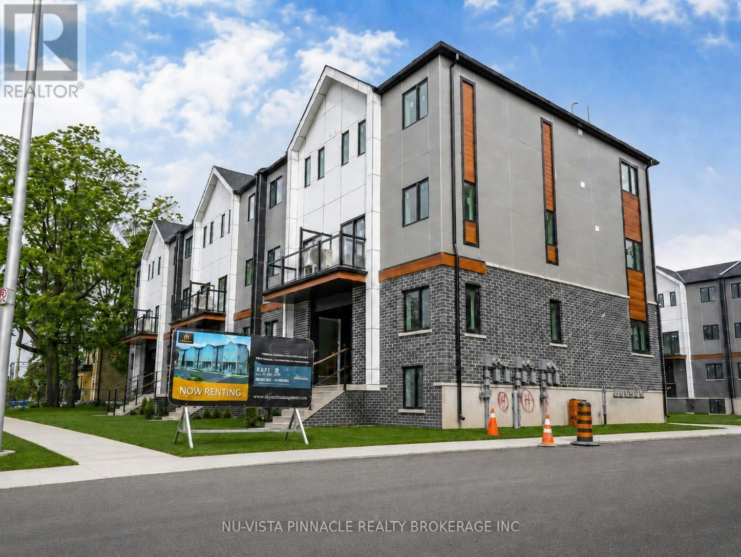 3-1208 Fanshawe Park Road E, London, ON, N5X 3Z8 - 2