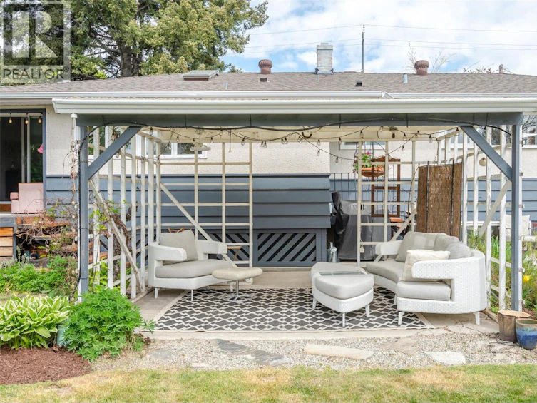 1106 Johnson Road, Penticton, BC, V2A 1W7 - 49