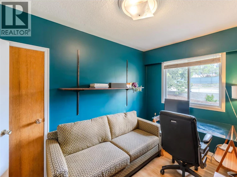 1106 Johnson Road, Penticton, BC, V2A 1W7 - 28