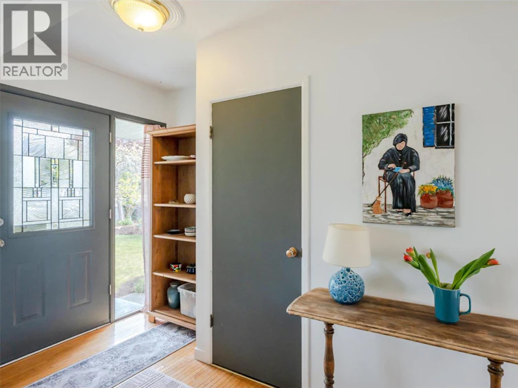 1106 Johnson Road, Penticton, BC, V2A 1W7 - 6