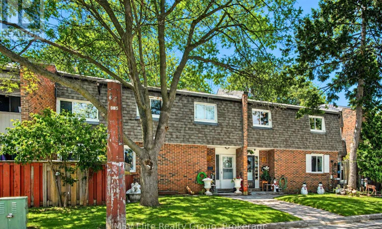 2-105 Dovedale Drive