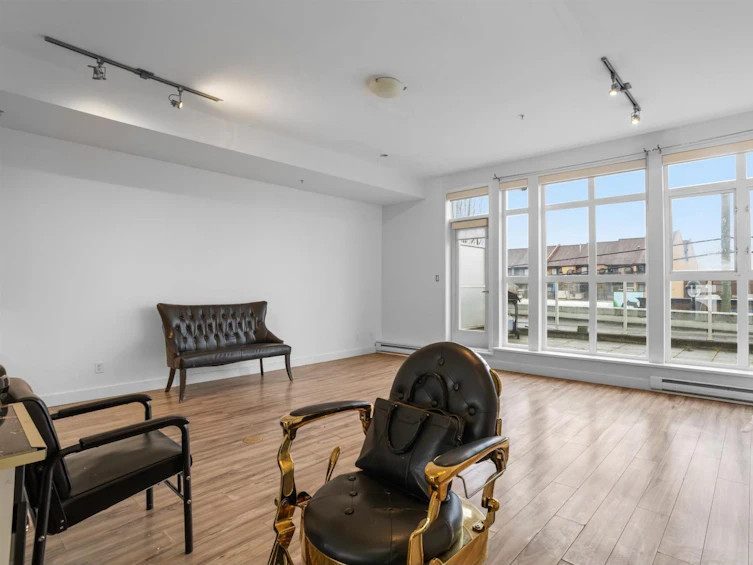 202-20238 Fraser Highway, Langley, BC, V3A 4E6 - 12