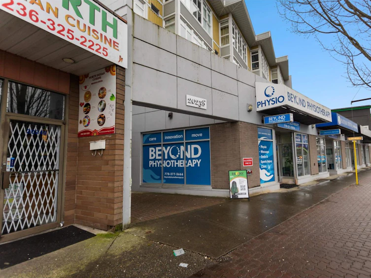 202-20238 Fraser Highway, Langley, BC, V3A 4E6 - 20