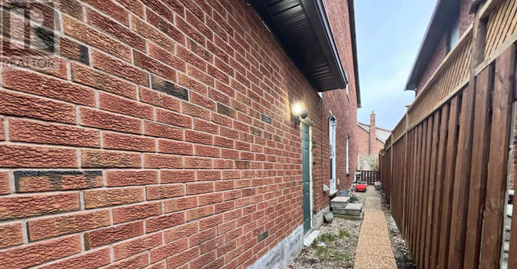 BASEMENT 2-1400 Greenbriar Drive, Oakville, ON, L6M 1Z9 - 12