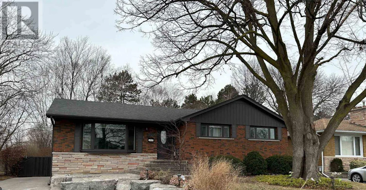 2415 Edith Avenue, Burlington, ON, L7R 1N6 - 3