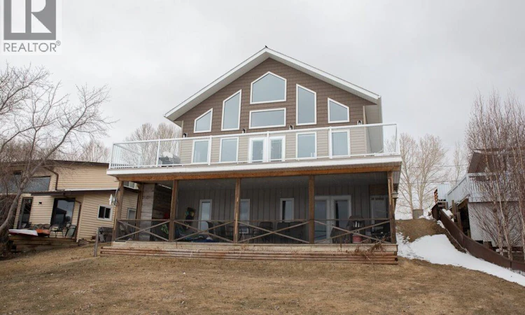 35 Lake Avenue