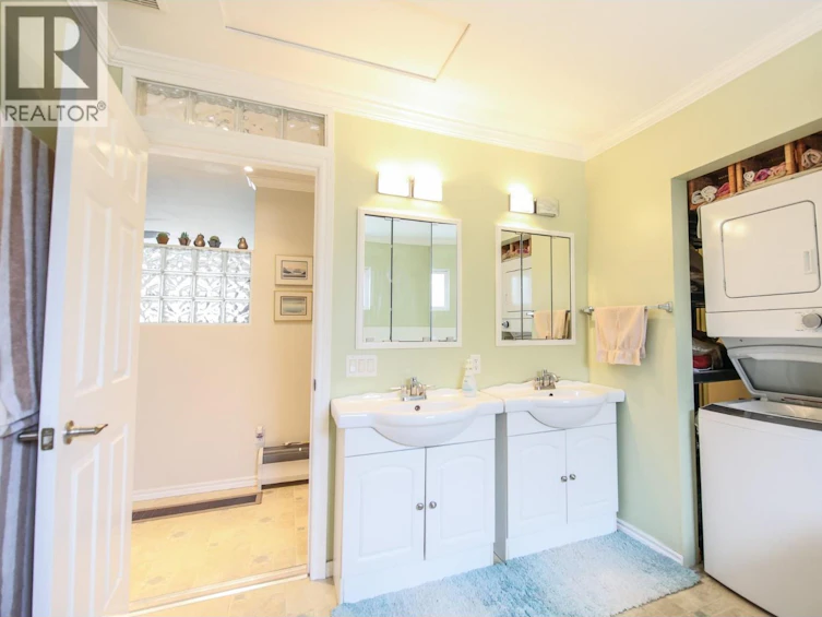 156 Secrest Hill Road, Oliver, BC, V0H 1T5 - 34
