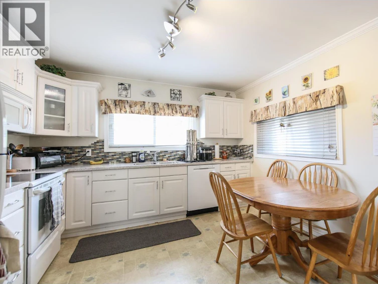156 Secrest Hill Road, Oliver, BC, V0H 1T5 - 29