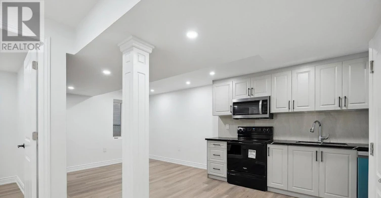 LOWER-140 Springvalley Crescent, Hamilton, ON, L9C 0B4 - 10