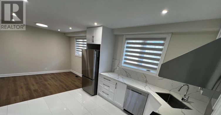 47 Glentworth Road, Toronto, ON, M2J 2E7 - 5