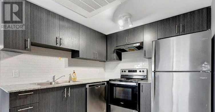 608 275a Larch Street, Waterloo, ON, N2L 0J5 - 9