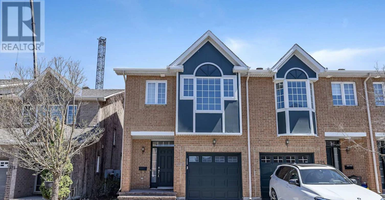 323 Freedom Private, Ottawa, ON, K1G 6W3