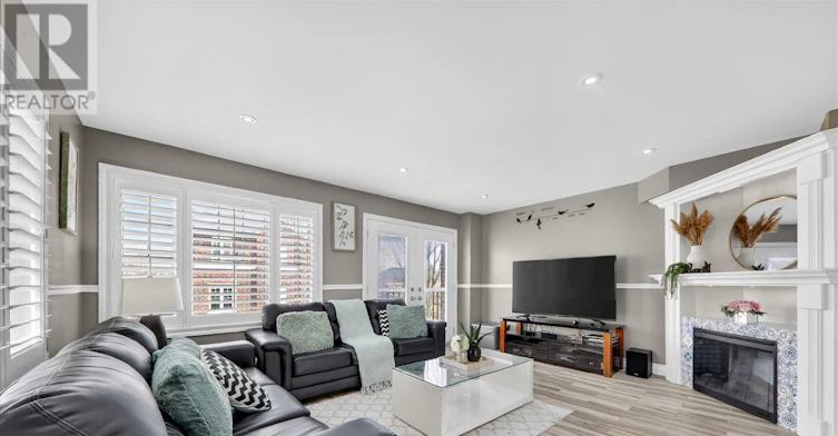 27-571 Longworth Avenue, Clarington, ON, L1C 0H3 - 10