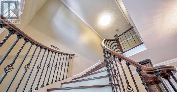 82 Arkendo Drive, Oakville, ON, L6J 5T9 - 6