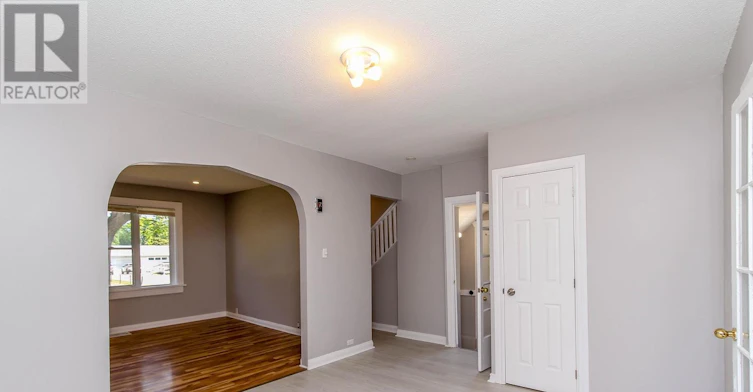 448 Pleasant Park Road, Ottawa, ON, K1H 5N1 - 9