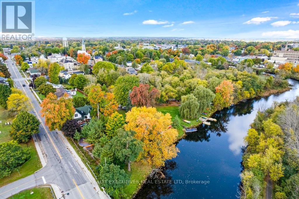 21 Craig Street, Perth, ON, K7H 1X8