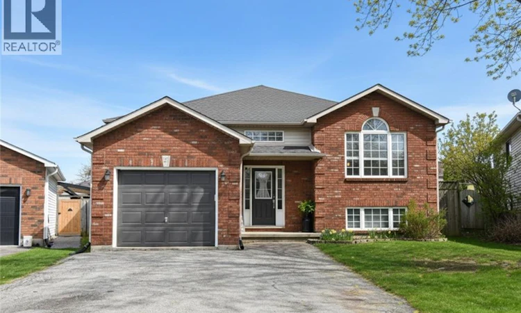 21 Glengary Crescent