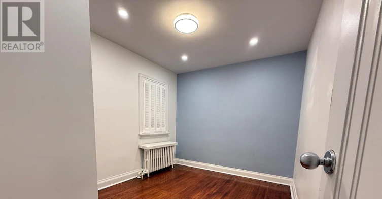 216 Donlands Avenue, Toronto, ON, M4J 3R1 - 13