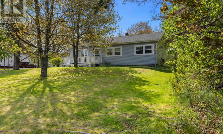 16 Oak Drive