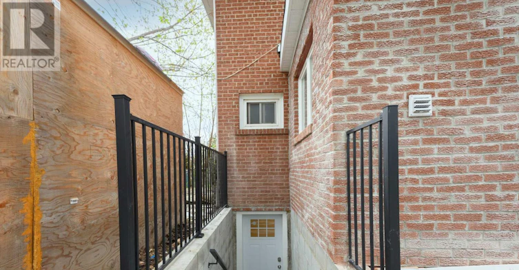 LOWER-114 Old Sheppard Avenue, Toronto, ON, M2J 3L8 - 2