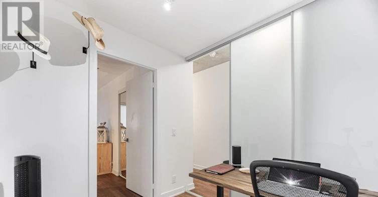 301-15 Beverley Street, Toronto, ON, M5T 1X8 - 25