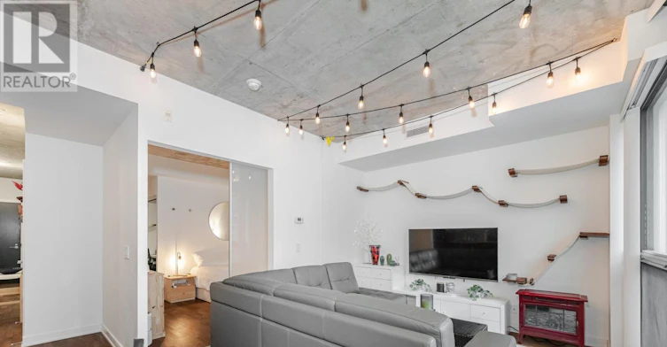 301-15 Beverley Street, Toronto, ON, M5T 1X8 - 13