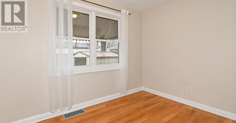 936 Somerville Street, Oshawa, ON, L1G 4J7 - 12