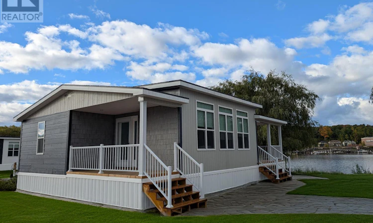 49-3282 Ogdens Beach Road