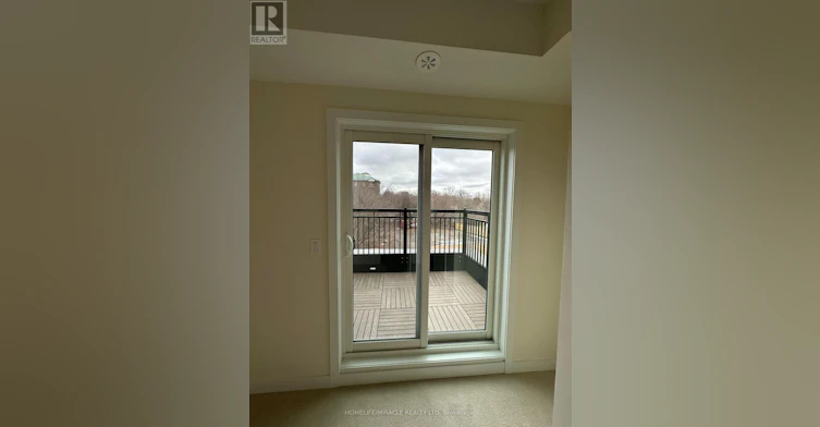 212-15100 Yonge Street, Aurora, ON, L4G 4C8 - 24