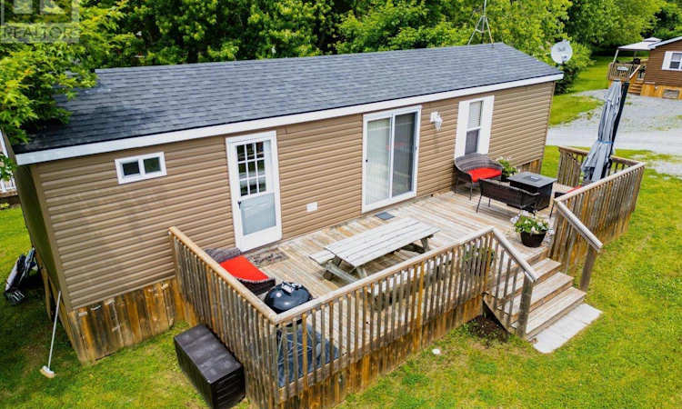 486 12 Cty 18 Park Meadow Rd Lane