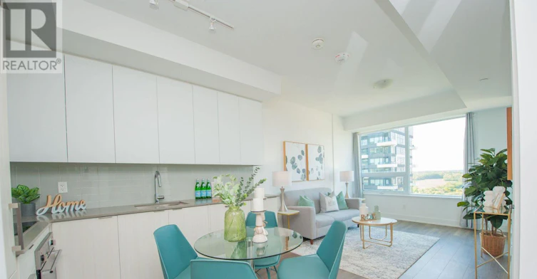 1126-2485 Taunton Road, Oakville, ON, L6H 3R8 - 3