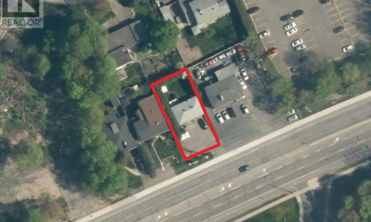 835 Montreal Road