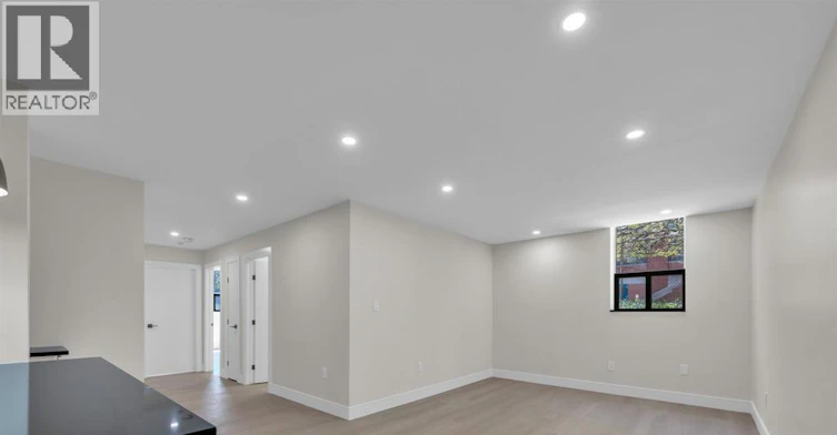 110-3177 Riverside Drive East, Windsor, ON, N8Y 1A5 - 2