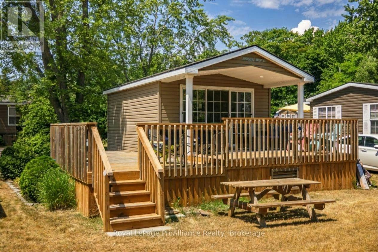 486 20 Cty 18 Dragonfly Rd Lane, Prince Edward County, ON, K0K 2P0