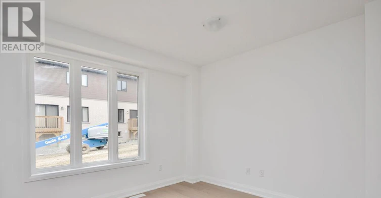 44 Barnyard Trail, Barrie, ON, L9J 0C2 - 13