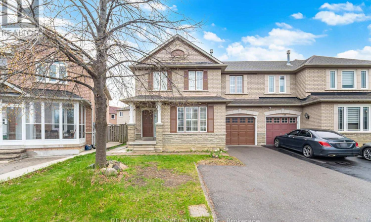64 Dolphin Song Crescent