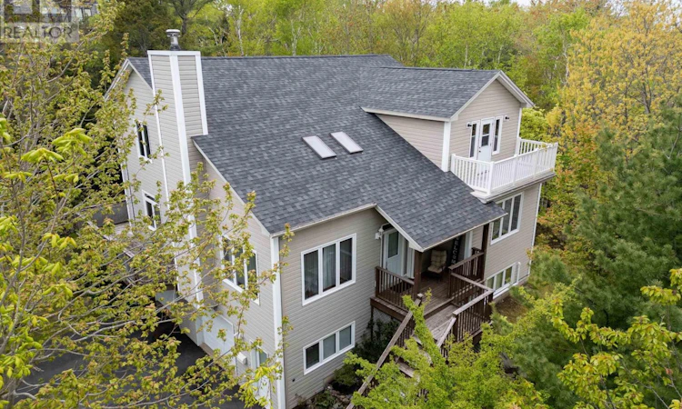 11 Millview Avenue