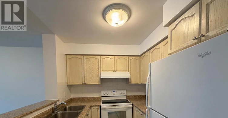 1206-29 Pemberton Avenue, Toronto, ON, M2M 4L5 - 2