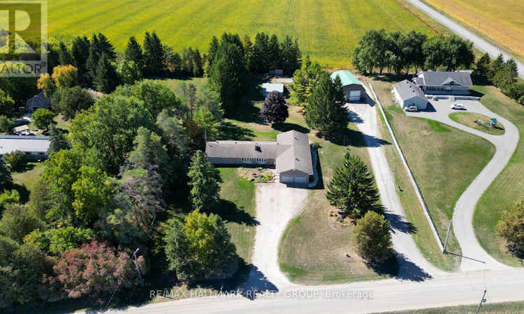5758 Third Line Road N