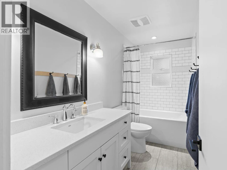 2720 Casa Loma Road, West Kelowna, BC, V1Z 1T2 - 25