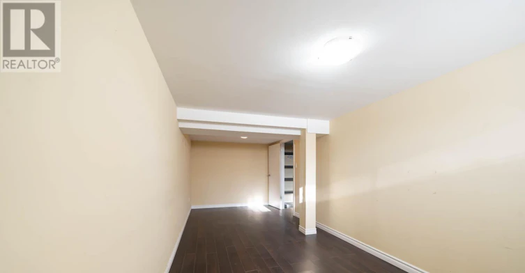 LOWER-46 Shrewsbury Square, Toronto, ON, M1T 1L2 - 6