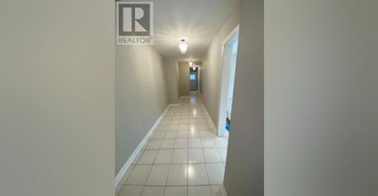 49 Highglen Avenue, Markham, ON, L3R 8P9 - 9