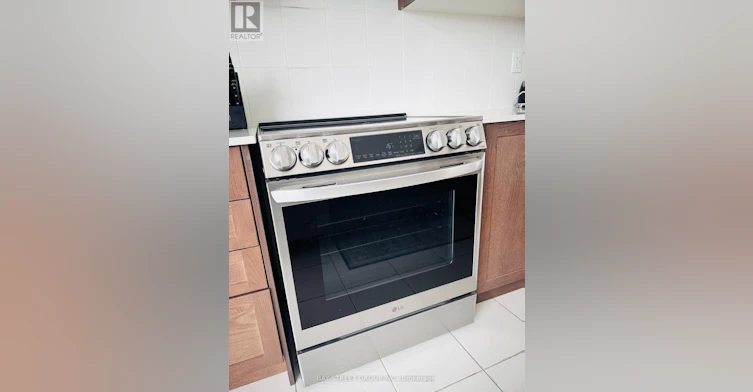 255 Tennant Circle, Vaughan, ON, L4H 5L3 - 20