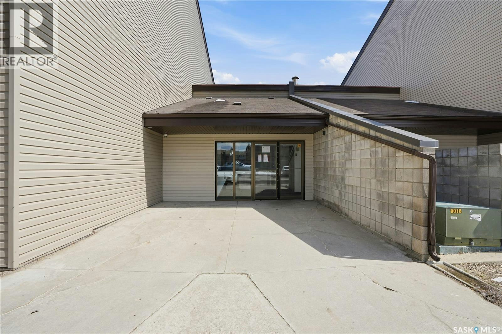 316B-4040 8th Street E, Saskatoon, SK, S7H 5L4