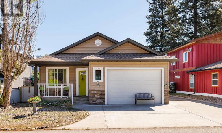 120 Deer Street