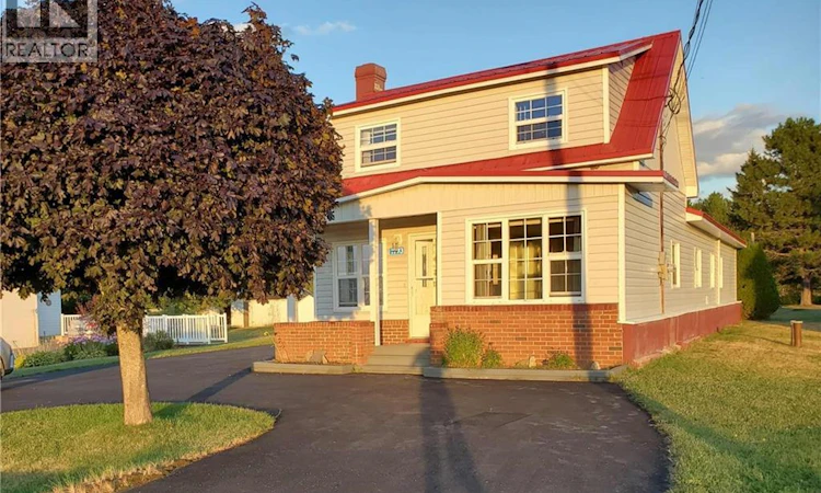 1193 Saint Charles Sud