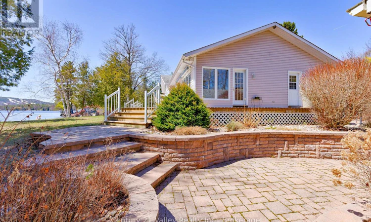 5377 Calabogie Road